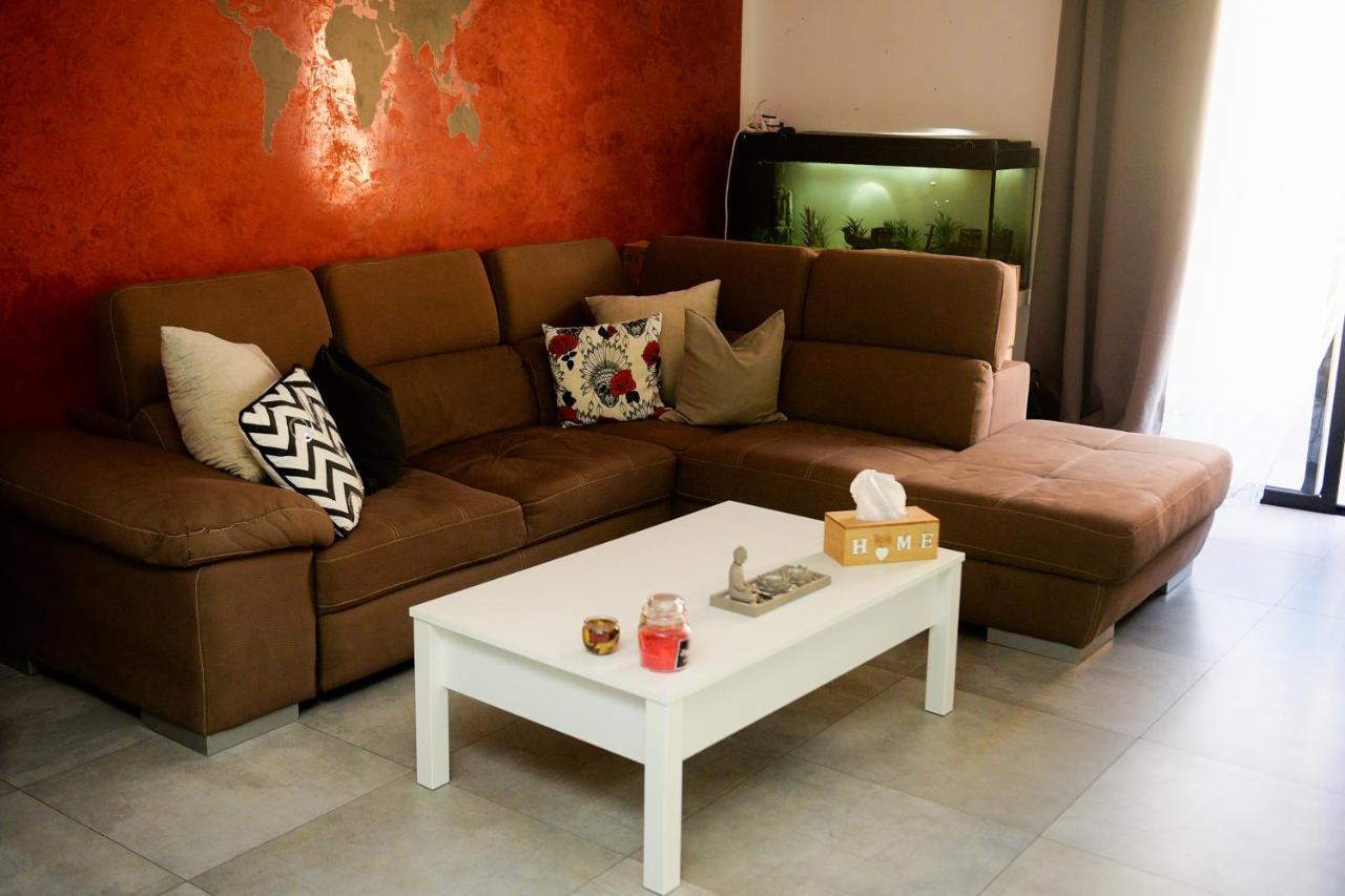 Modern And Homely Apartment In 마르사스칼라 외부 사진
