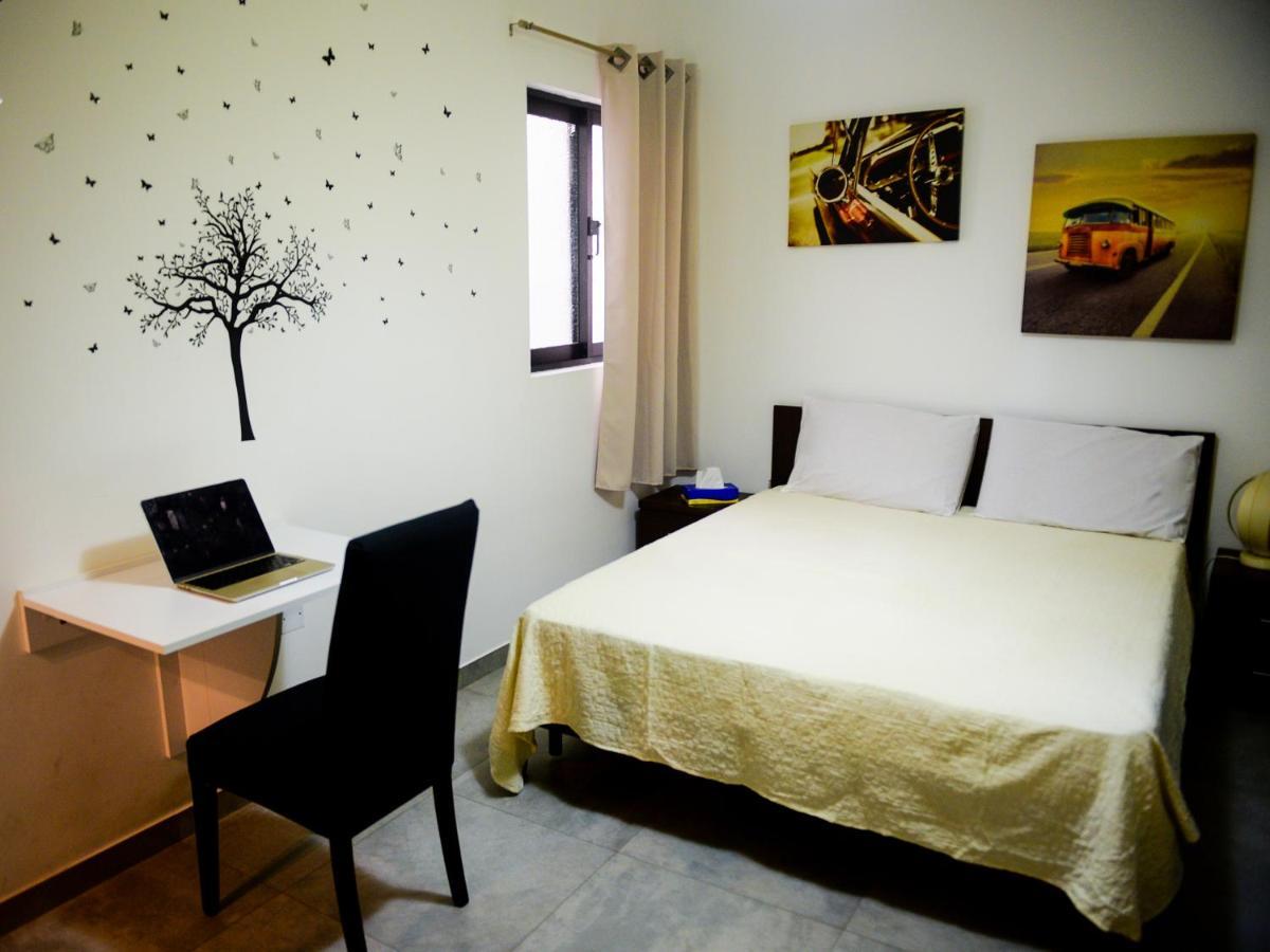 Modern And Homely Apartment In 마르사스칼라 외부 사진